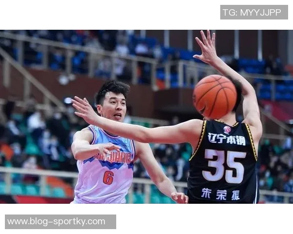 曾令旭批评球星缺席全明星赛认为缺乏对球迷的责任感与回馈精神